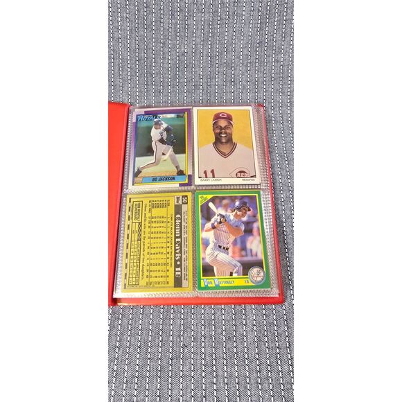 Baseball Card Album - Picture 2 of 9